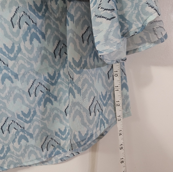 NWT! Roper Blue And White W3stern Blouse! - Picture 6 of 6